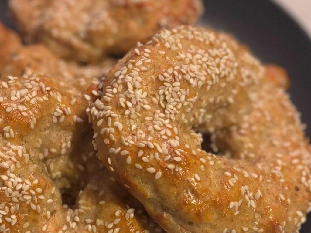 Recette de Bagel maison facile au yogourt grec